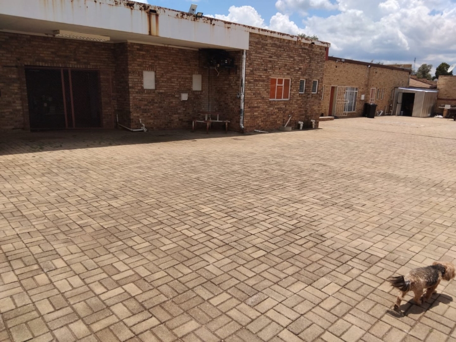 Commercial Property for Sale in La Hoff North West